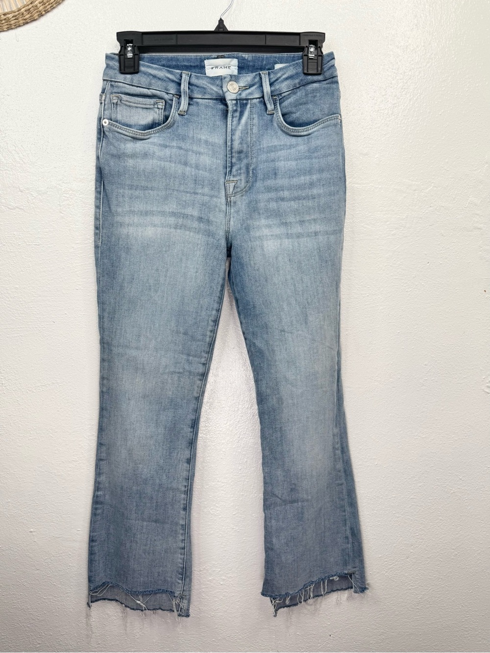 FRAME Le Crop Mini Boot Jeans Womens Size 27 Light Wash Raw Step Hem Cropped
